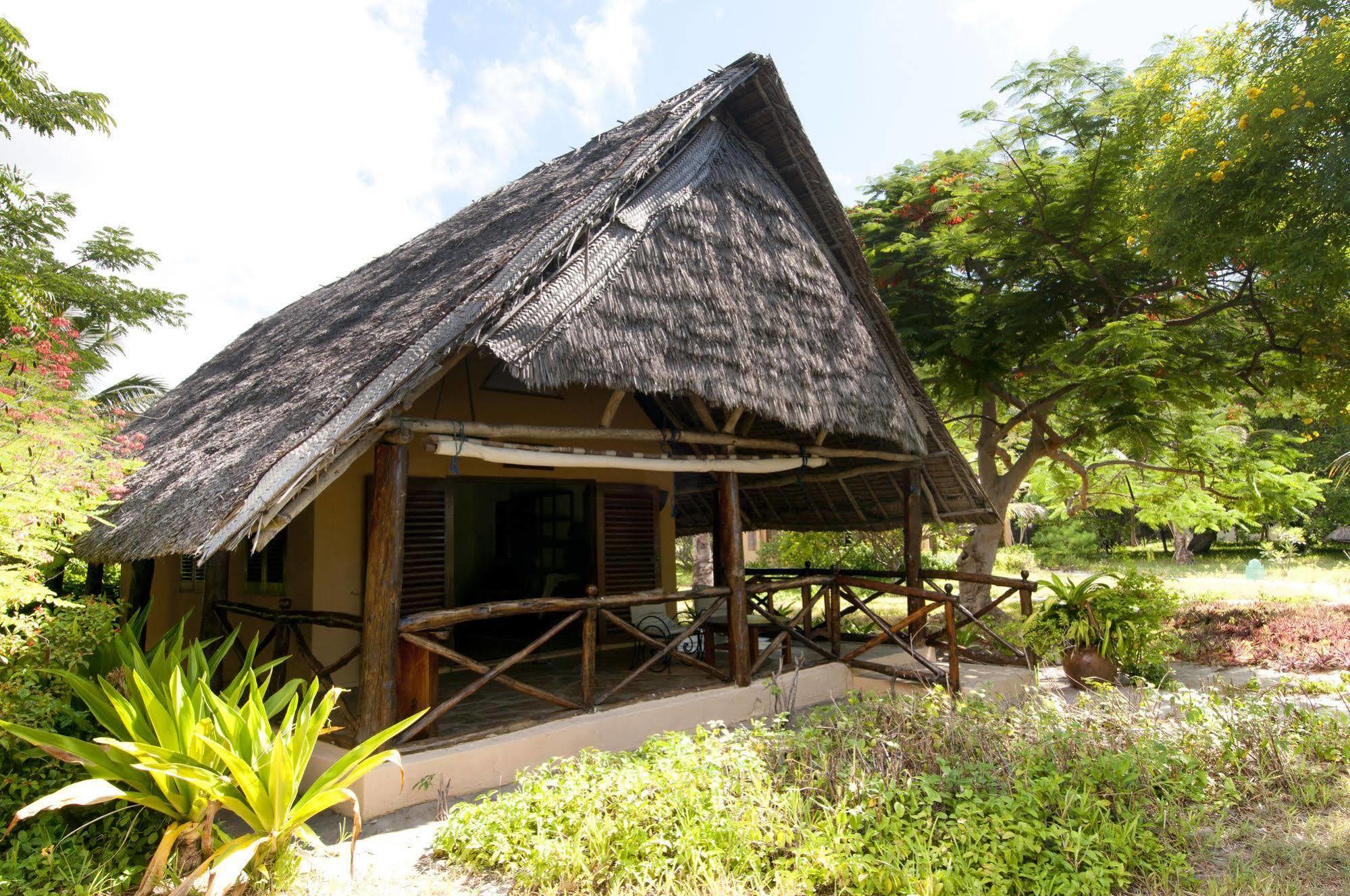 Kinasi Lodge Utende 외부 사진
