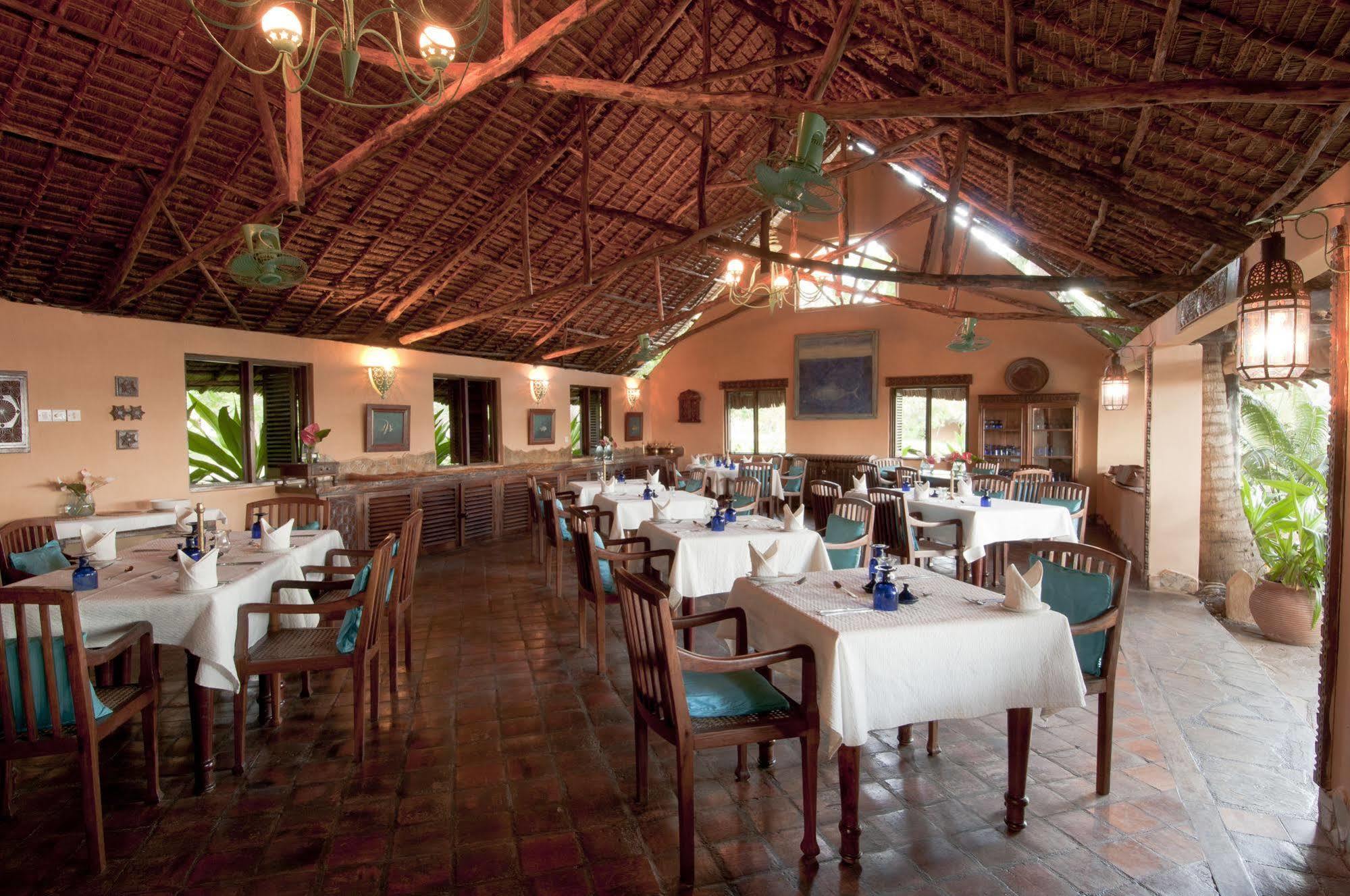 Kinasi Lodge Utende 외부 사진